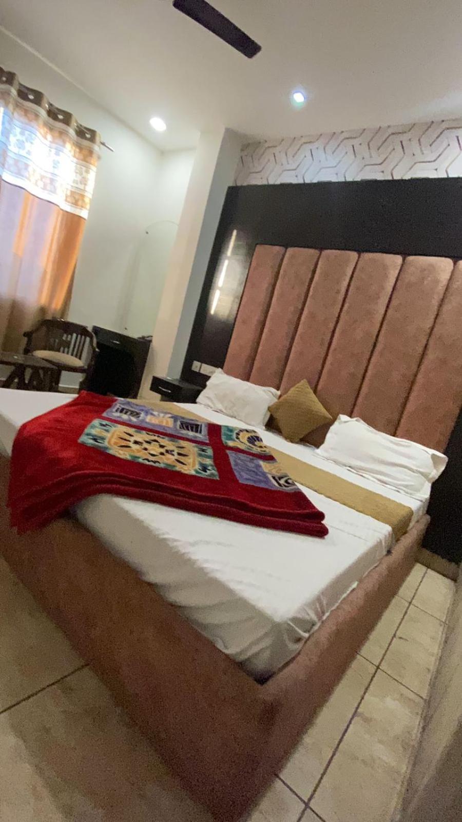 Hotel Sd Regency Amritsar Zewnętrze zdjęcie