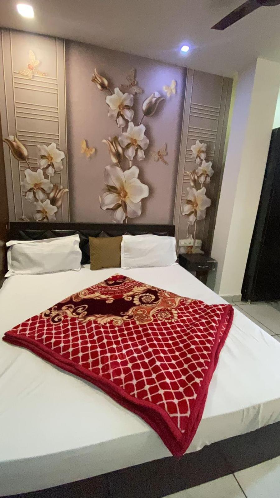 Hotel Sd Regency Amritsar Zewnętrze zdjęcie